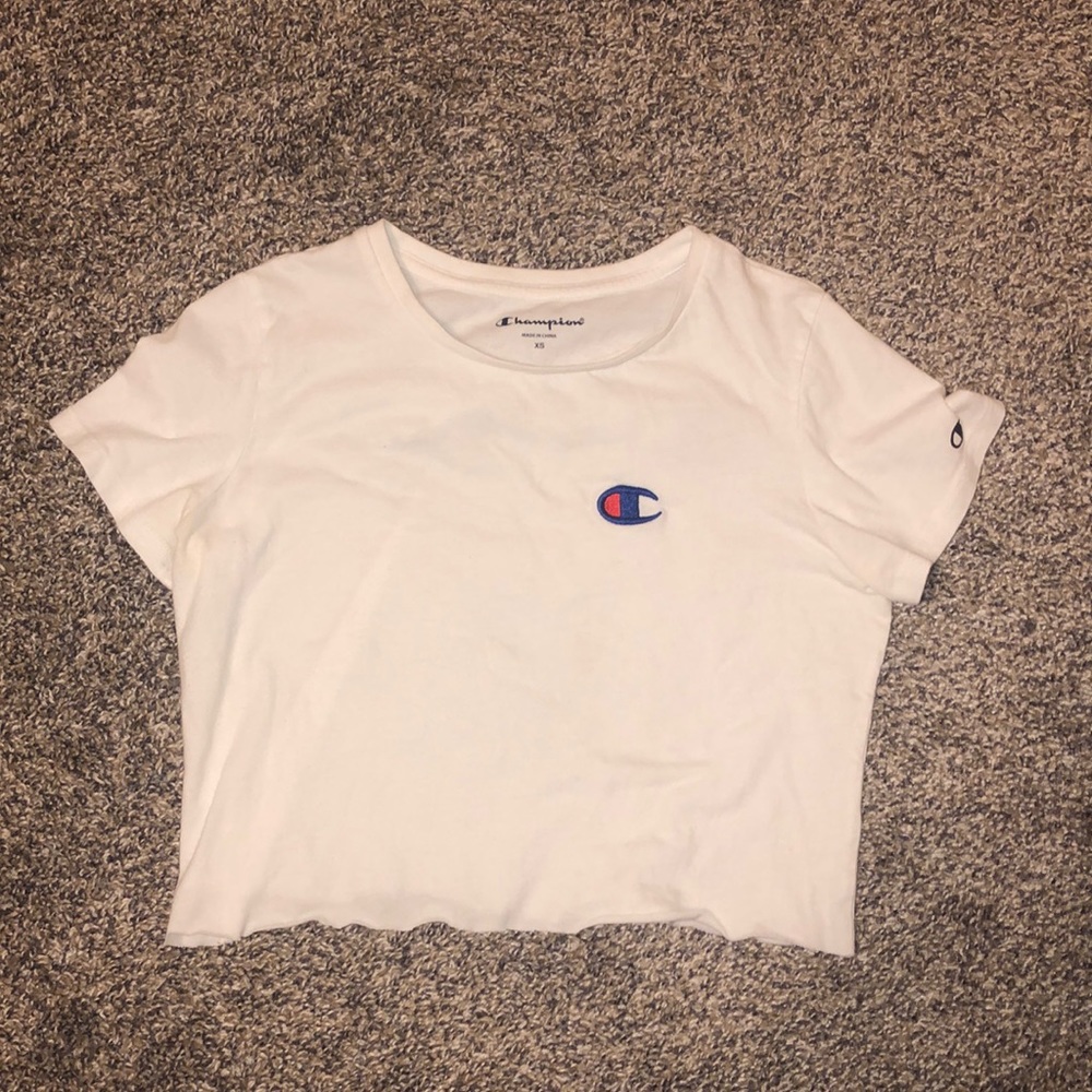 champion crop top😍